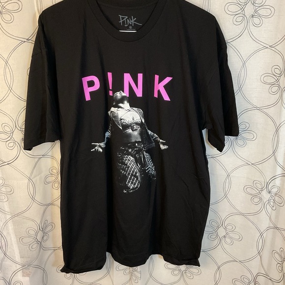 Pink Concert Tour 2023 Short Sleeve T-shirt Black Size‎ XXL - Picture 2 of 5